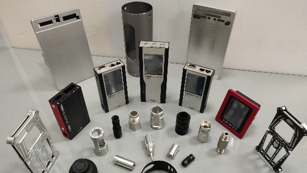 長鴻精密CNC加工廠家五金定制加工-鋁件加工鋁殼定制